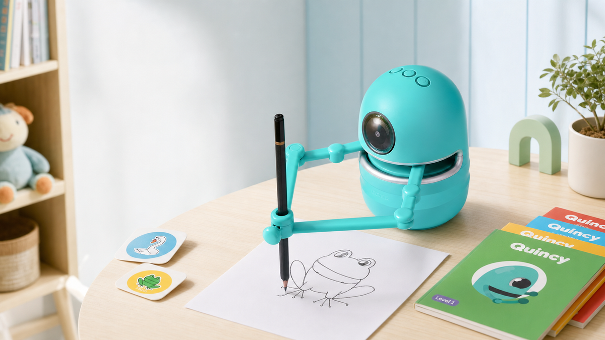 Kids’ Drawing Robot lifestyle banner (desktop)