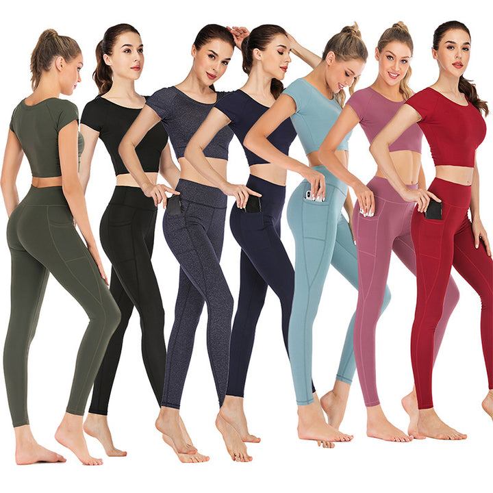 Ensemble haut de yoga à poches et legging