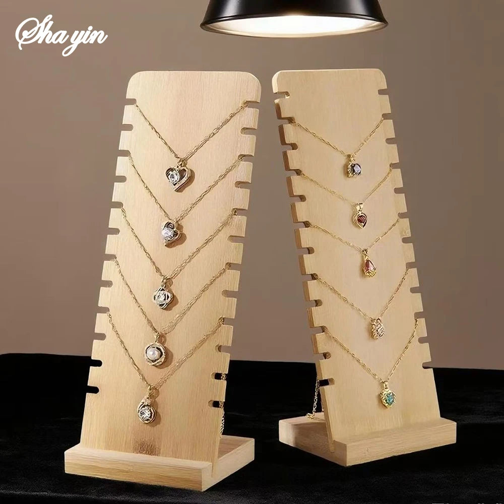 Expositor de madera para collares