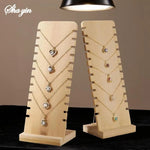 Expositor de madera para collares
