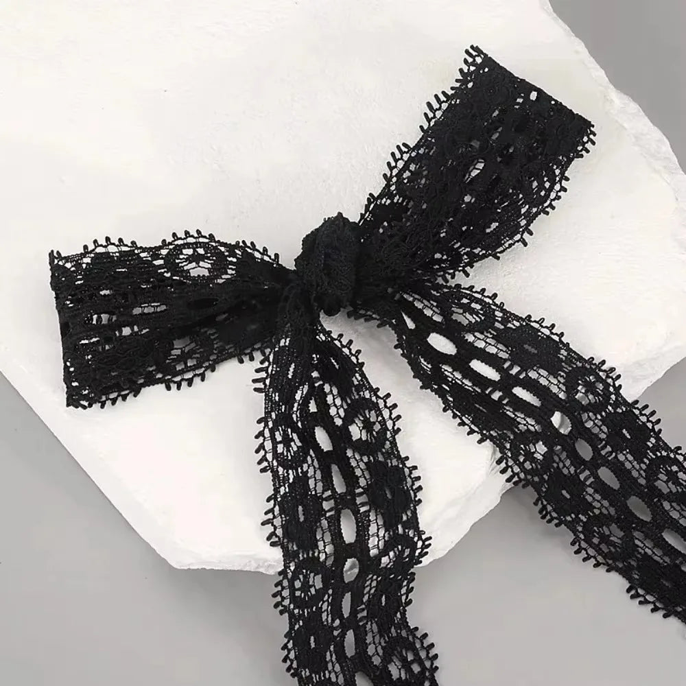 Wide Lace Shoelaces – Pair