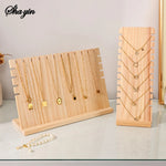 Expositor de madera para collares