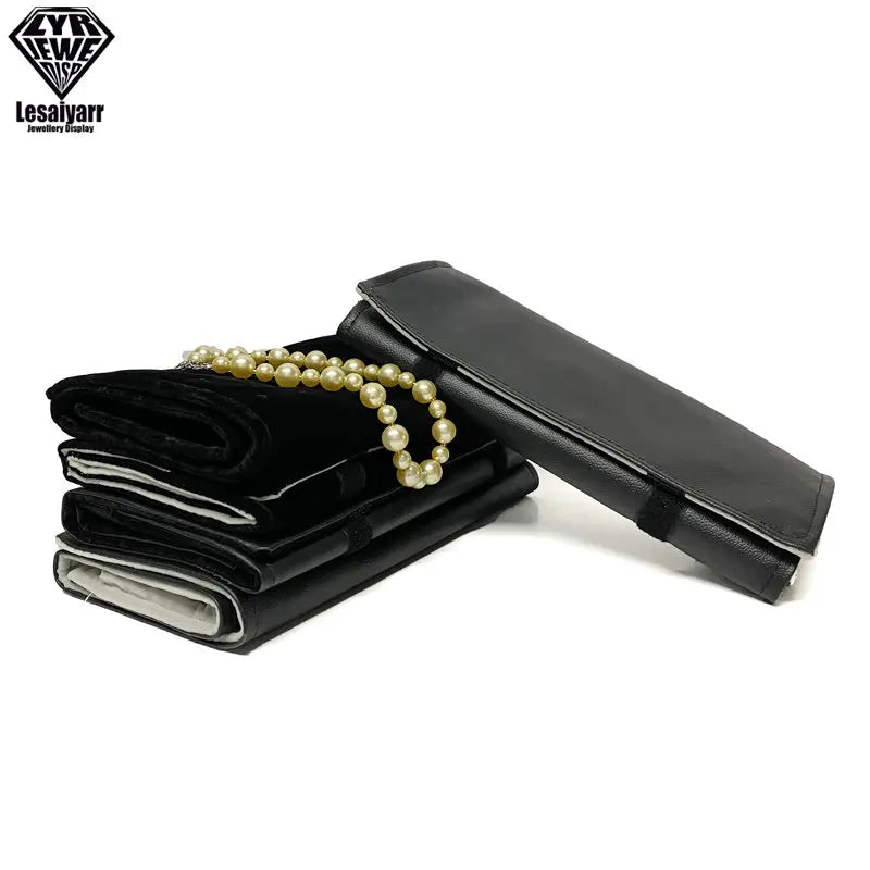 Pochette à bijoux de voyage et options de présentation