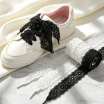 Wide Lace Shoelaces – Pair