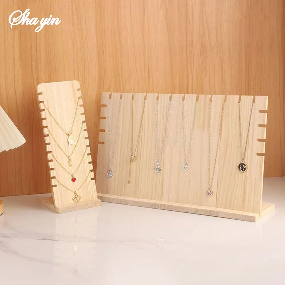 Expositor de madera para collares